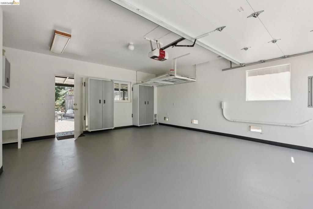 Image 59 of property listing at 5649 Castle Dr., Oakland, CA 94611