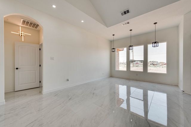 12045 W Palomino Dr, Odessa, TX 79764