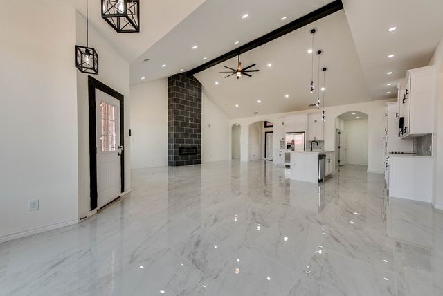 12045 W Palomino Dr, Odessa, TX 79764