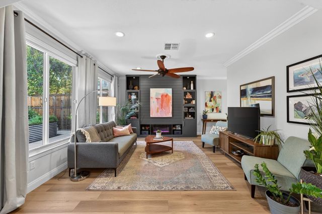 4837 Donnie Lyn Way, Carmichael, CA 95608