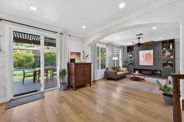 4837 Donnie Lyn Way, Carmichael, CA 95608