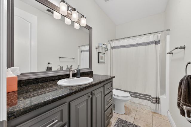 4837 Donnie Lyn Way, Carmichael, CA 95608