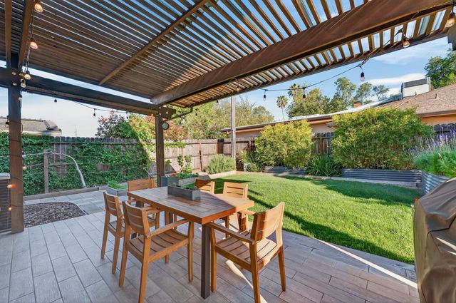 4837 Donnie Lyn Way, Carmichael, CA 95608