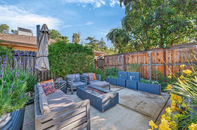 4837 Donnie Lyn Way, Carmichael, CA 95608