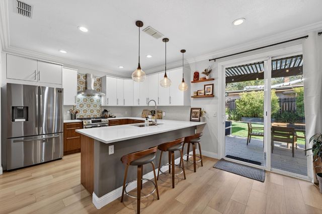 4837 Donnie Lyn Way, Carmichael, CA 95608