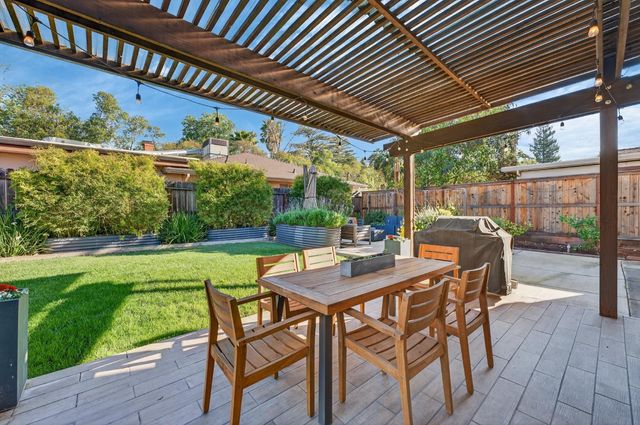 4837 Donnie Lyn Way, Carmichael, CA 95608