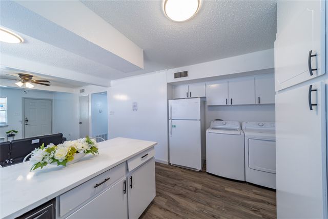 414 Donnell Drive B, Arlington, TX 76012