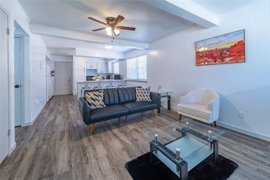414 Donnell Drive B, Arlington, TX 76012