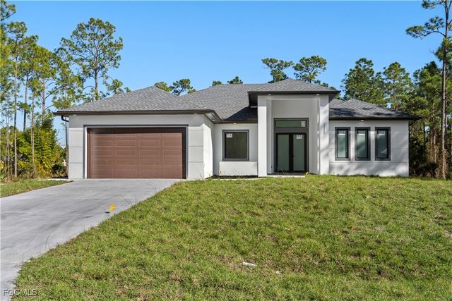 1112 Calvin AVE, Lehigh Acres, FL 33972