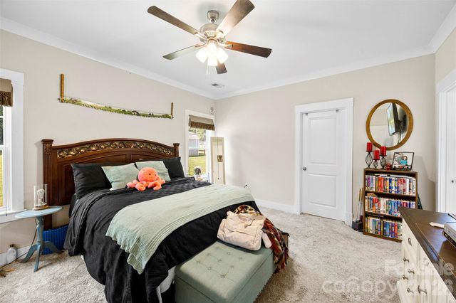 2357 Mintew Circle, Lincolnton, NC 28092