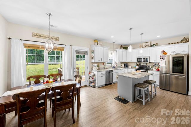 2357 Mintew Circle, Lincolnton, NC 28092