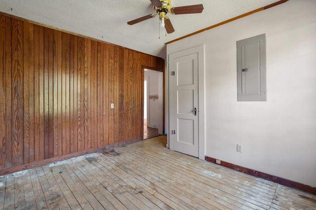 611 S 2Nd St, Glenwood, AR 71943