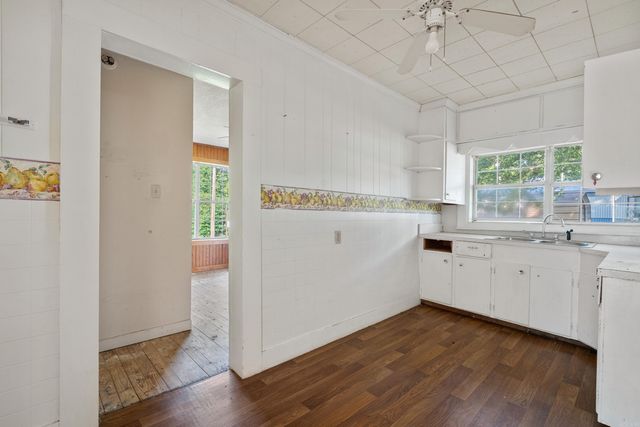 611 S 2Nd St, Glenwood, AR 71943