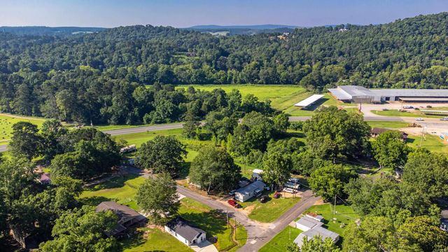 611 S 2Nd St, Glenwood, AR 71943