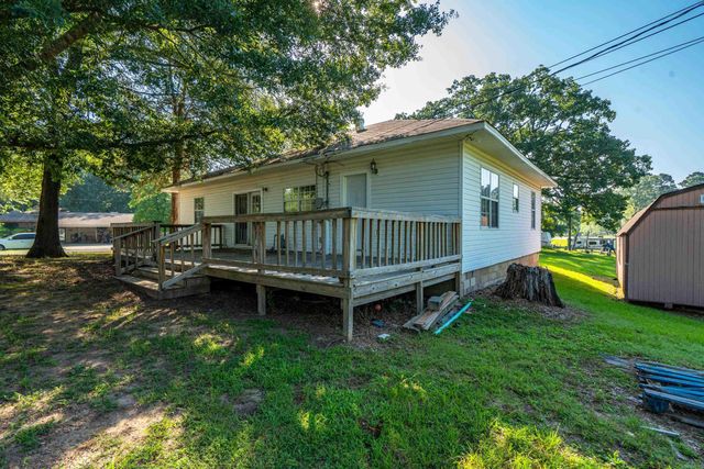 611 S 2Nd St, Glenwood, AR 71943