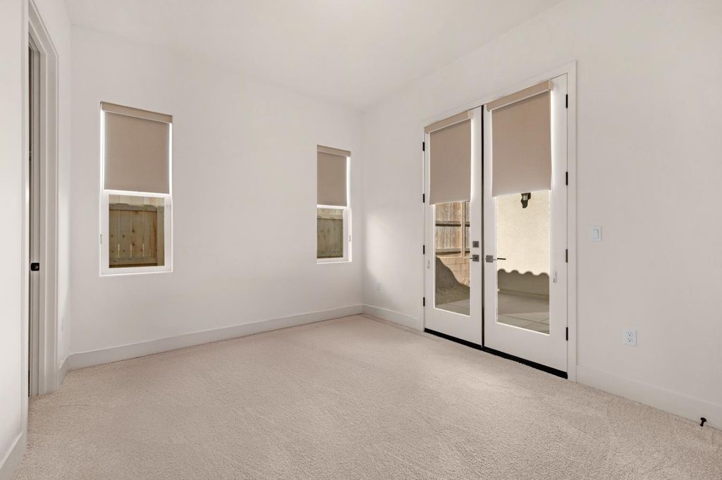 Image 44 of property listing at 1023 Beaver Pond Loop, Madera, CA 93636