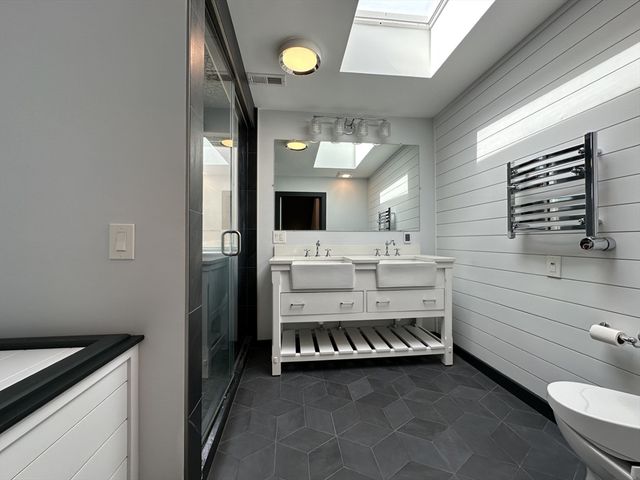 339 Salisbury St, Holden, MA 01520