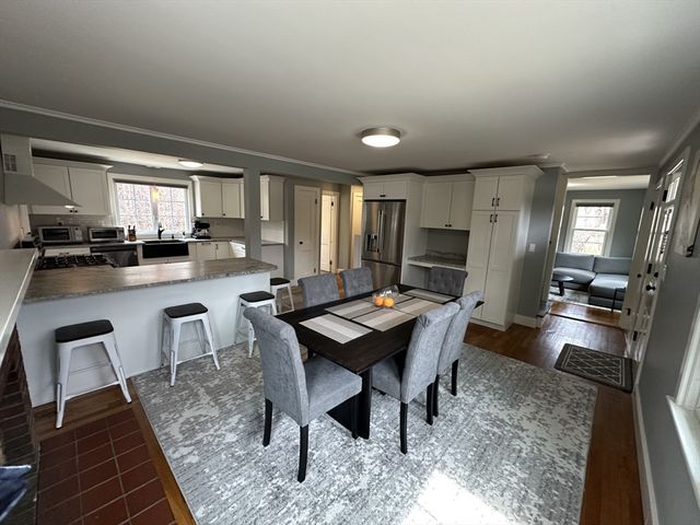 339 Salisbury St, Holden, MA 01520