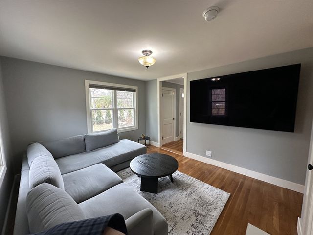 339 Salisbury St, Holden, MA 01520