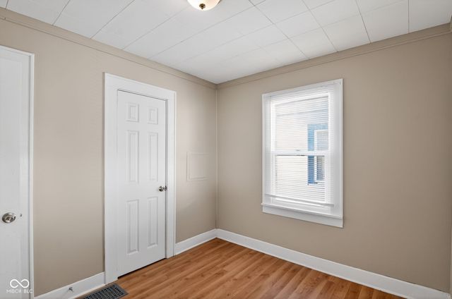 89 S 6th Avenue, Beech Grove, IN 46107