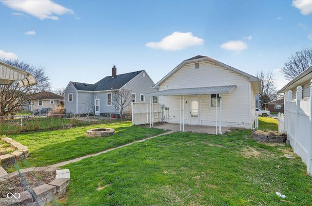 89 S 6th Avenue, Beech Grove, IN 46107