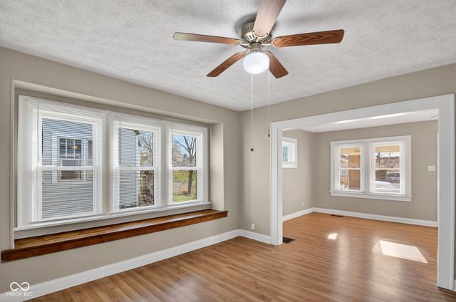 89 S 6th Avenue, Beech Grove, IN 46107