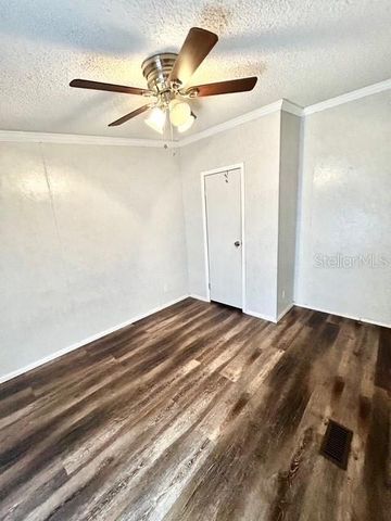 513 PERCH PLACE, Lakeland, FL 33801