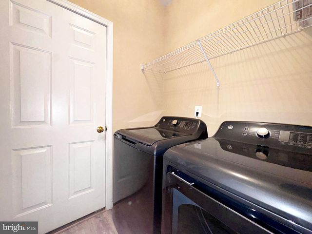 830 SAWGRASS DR, Charles Town, WV 25414