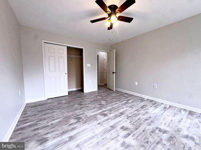 830 SAWGRASS DR, Charles Town, WV 25414