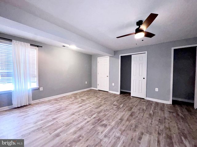 830 SAWGRASS DR, Charles Town, WV 25414