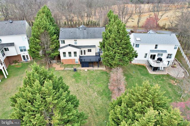 830 SAWGRASS DR, Charles Town, WV 25414