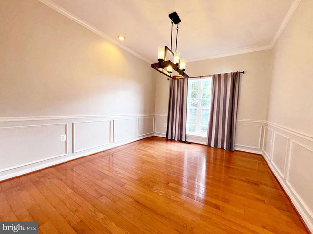 830 SAWGRASS DR, Charles Town, WV 25414