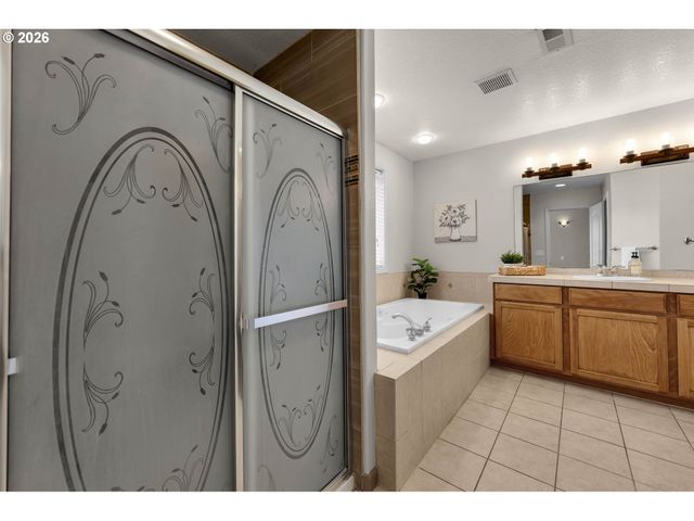 4901 Ne 130TH Ave, Vancouver, WA 98682