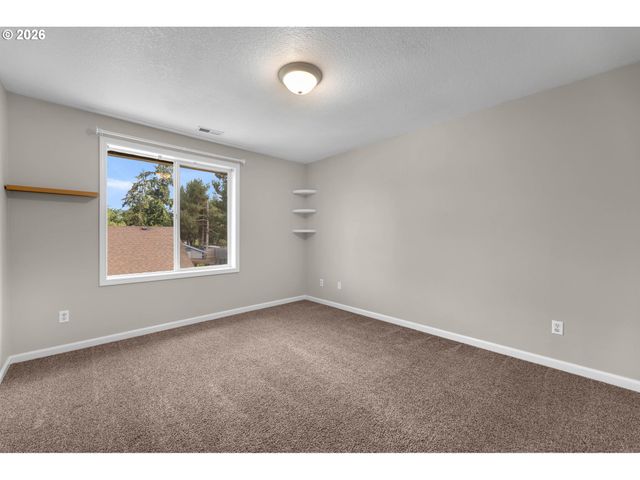 4901 Ne 130TH Ave, Vancouver, WA 98682