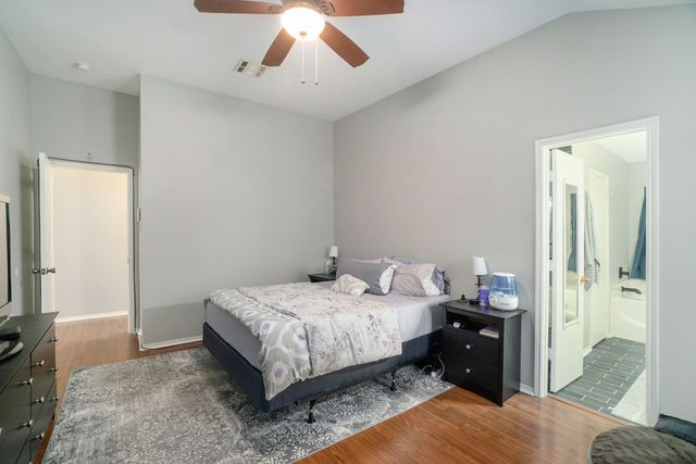 2808 Wakecrest Drive, Fort Worth, TX 76108