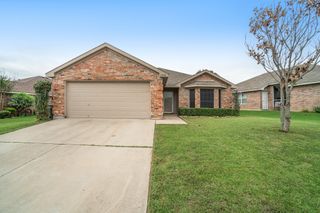 2808 Wakecrest Drive, Fort Worth, TX 76108