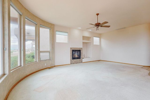 3931 OXBOW VILLAGE Lane NW, Albuquerque, NM 87120