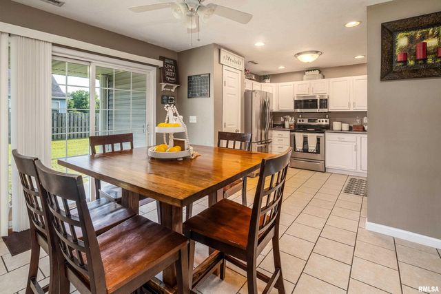 5627 RED FOX Drive, Carterville, IL 62918