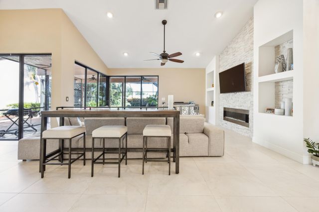 19365 CHERRY HILLS Terrace, Boca Raton, FL 33498