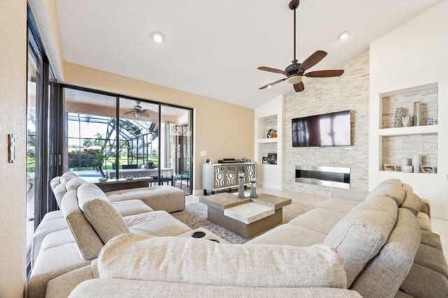 19365 CHERRY HILLS Terrace, Boca Raton, FL 33498