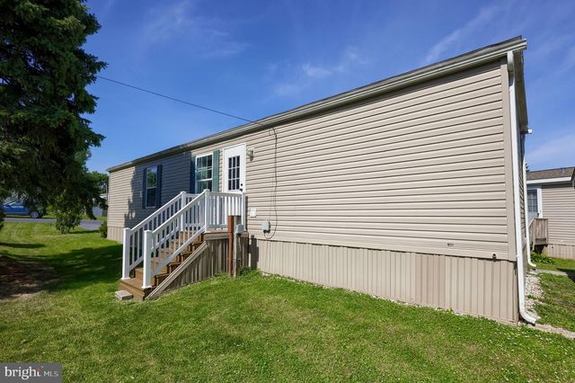 752 SHERRY LN, Lancaster, PA 17601