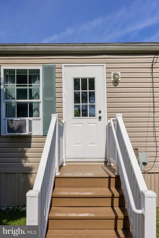 752 SHERRY LN, Lancaster, PA 17601