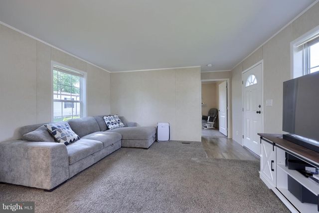 752 SHERRY LN, Lancaster, PA 17601