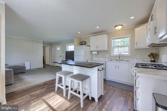 752 SHERRY LN, Lancaster, PA 17601