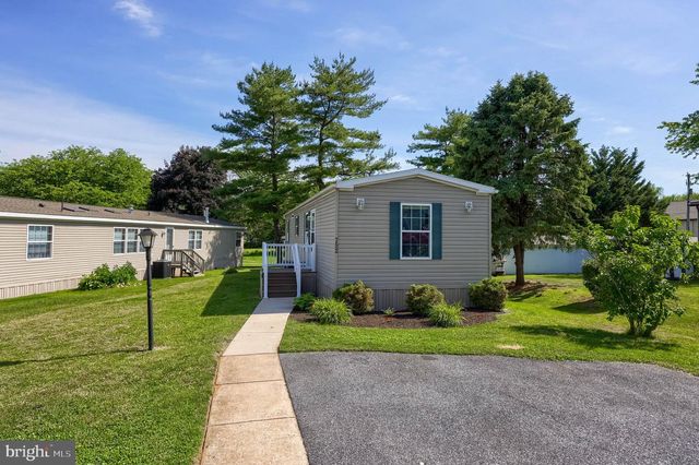 752 SHERRY LN, Lancaster, PA 17601