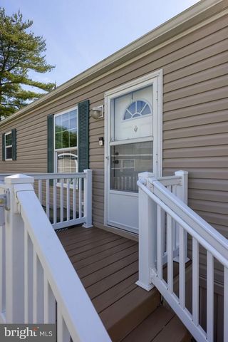 752 SHERRY LN, Lancaster, PA 17601