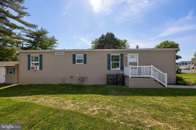 752 SHERRY LN, Lancaster, PA 17601