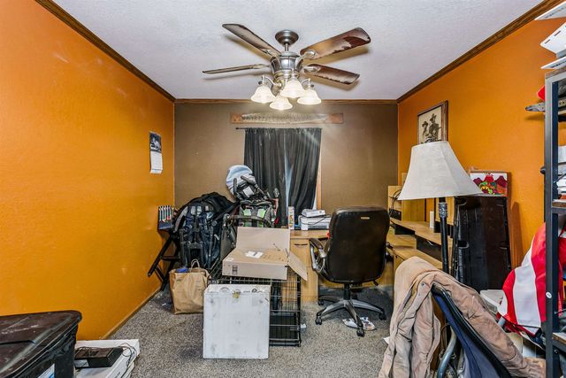 6 River Creek Rd, Udall, KS 67146