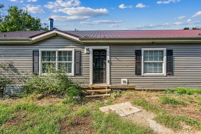 6 River Creek Rd, Udall, KS 67146