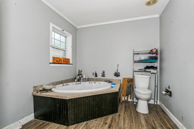 6 River Creek Rd, Udall, KS 67146